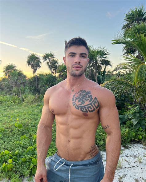 daniel montoya gay|Daniel Montoya ꪜ (@danlelmontoya) • Instagram photos and videos.